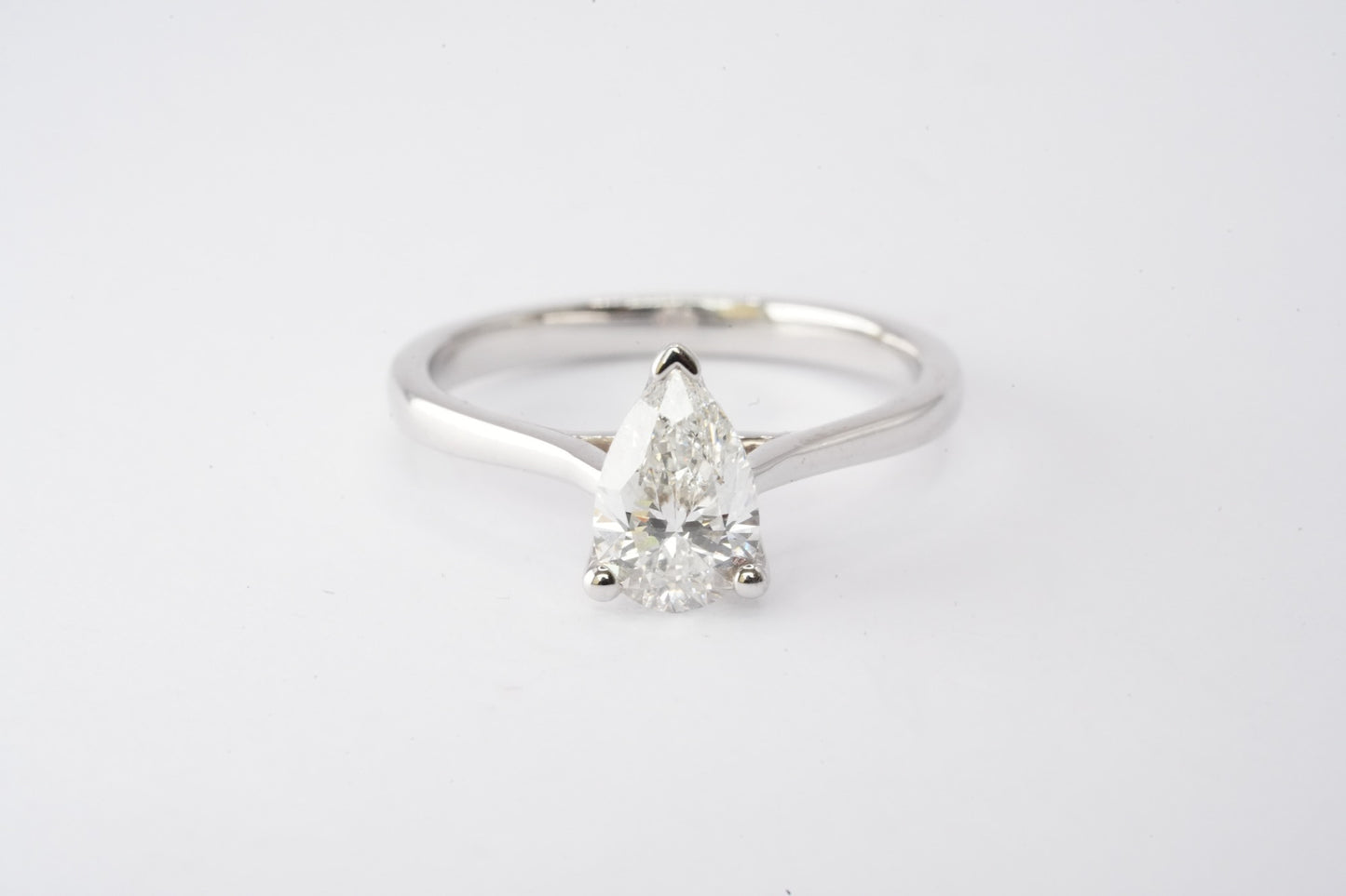 18ct White Gold and Diamond Solitaire Ring