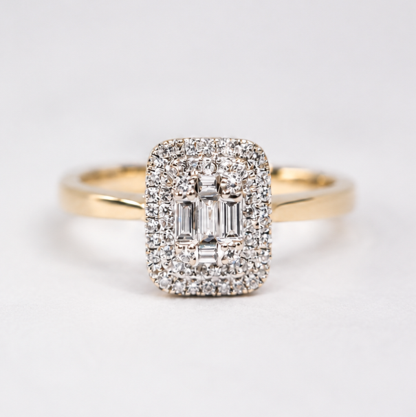 9ct Gold Diamond Ring